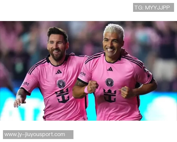 梅西精彩助攻阿尔巴破门球队2-0领先展现默契配合 梅西精彩助攻阿尔巴破门球队2-0领先展现默契配合