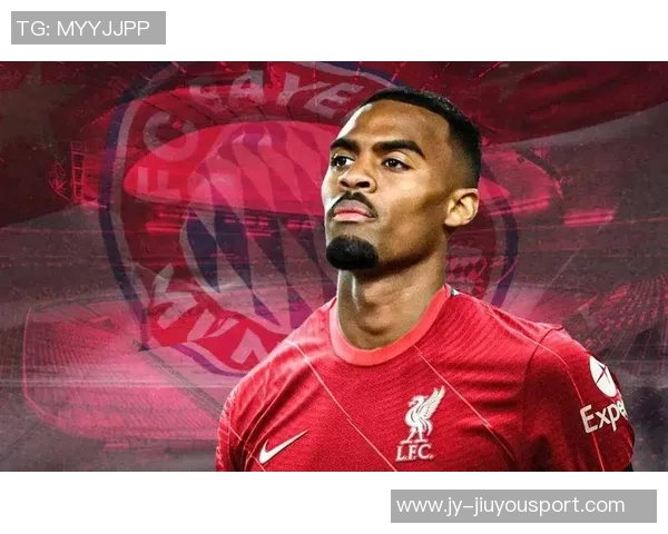 赫拉芬贝赫在禁区外遭铲倒主裁未判罚比赛继续进行引发争议