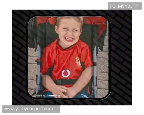 曼联正式签约德比郡青年队16岁门将查理哈迪开启新篇章 曼联正式签约德比郡青年队16岁门将查理哈迪开启新篇章