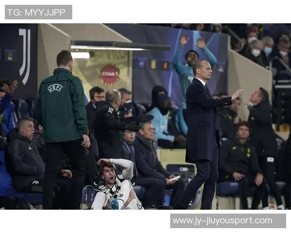 米体报道那不勒斯球迷在埃因霍温被捕事件引发欧冠高风险警惕